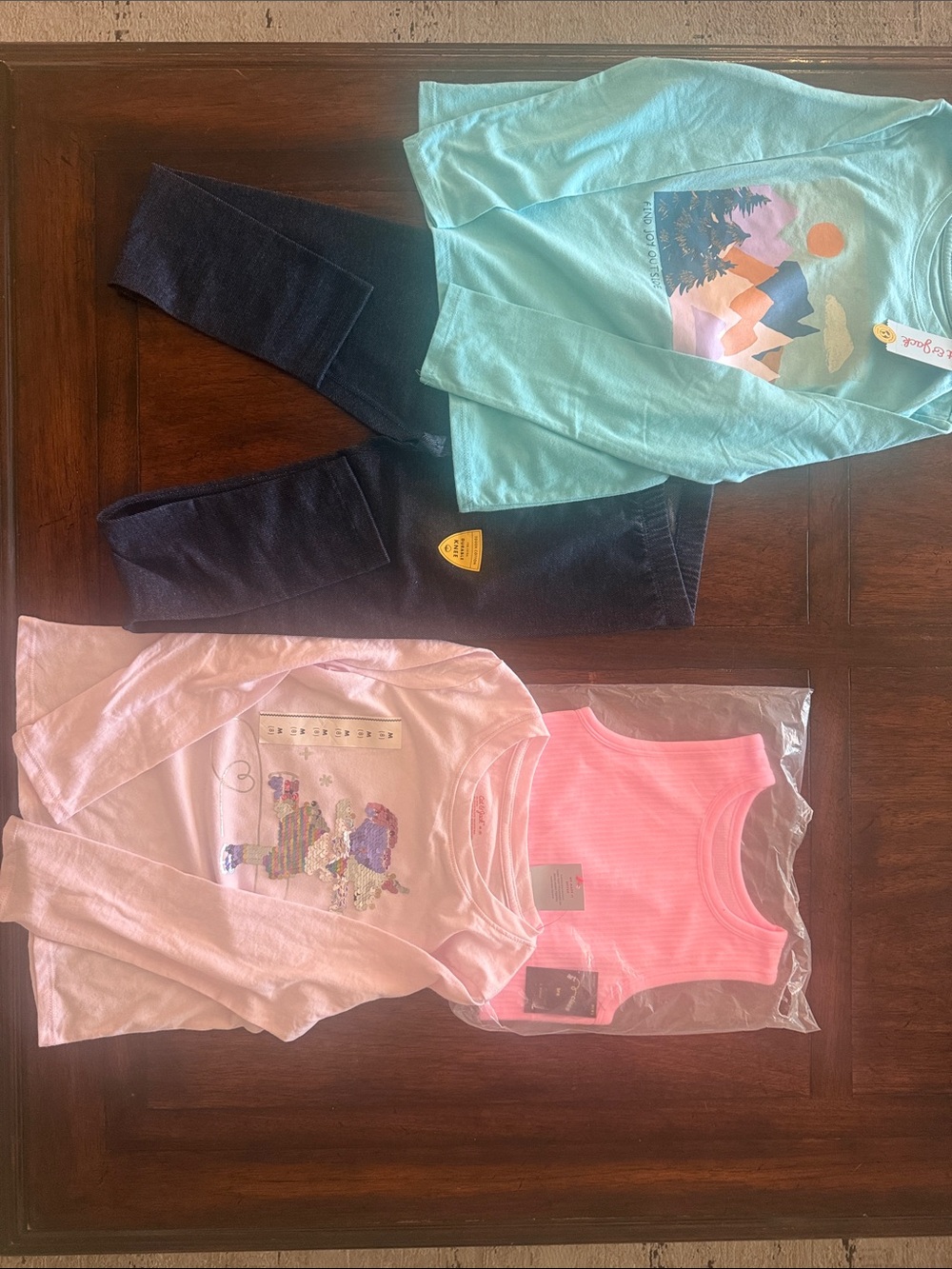Kids Outfit Bundle - Mint Graphic Tee, Navy Leggings, Pink Top & bra- Size 8